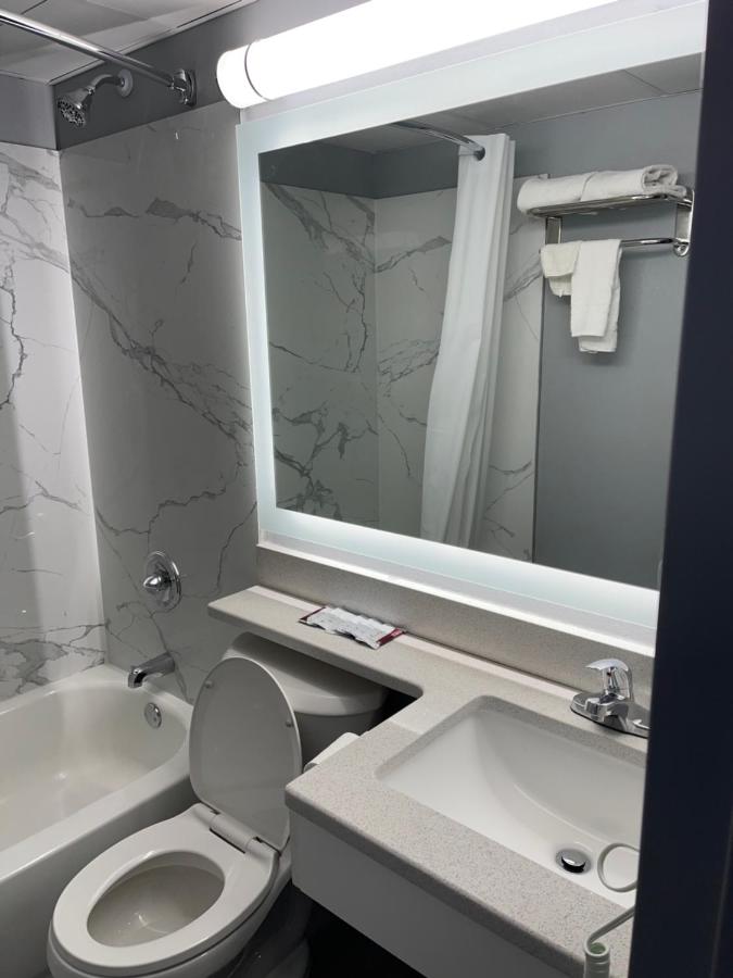 Wayne Inn — photo 11