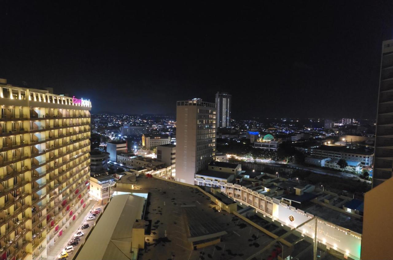 Nagoya Thamrin City Apartment High Floor - 2