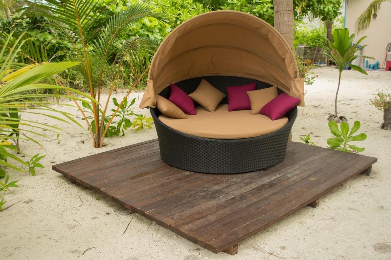 Beach: LVIS blancura Hotel