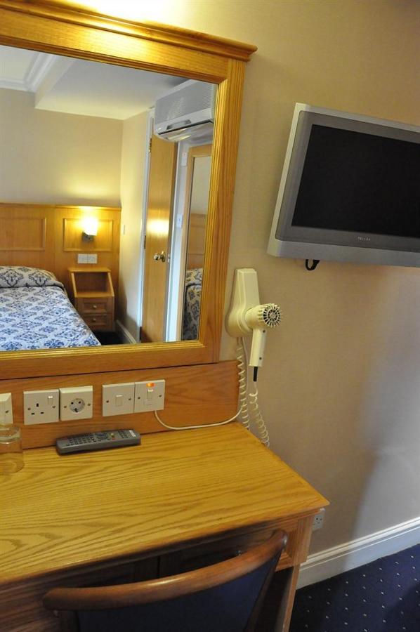 Olympic House Hotel - 5