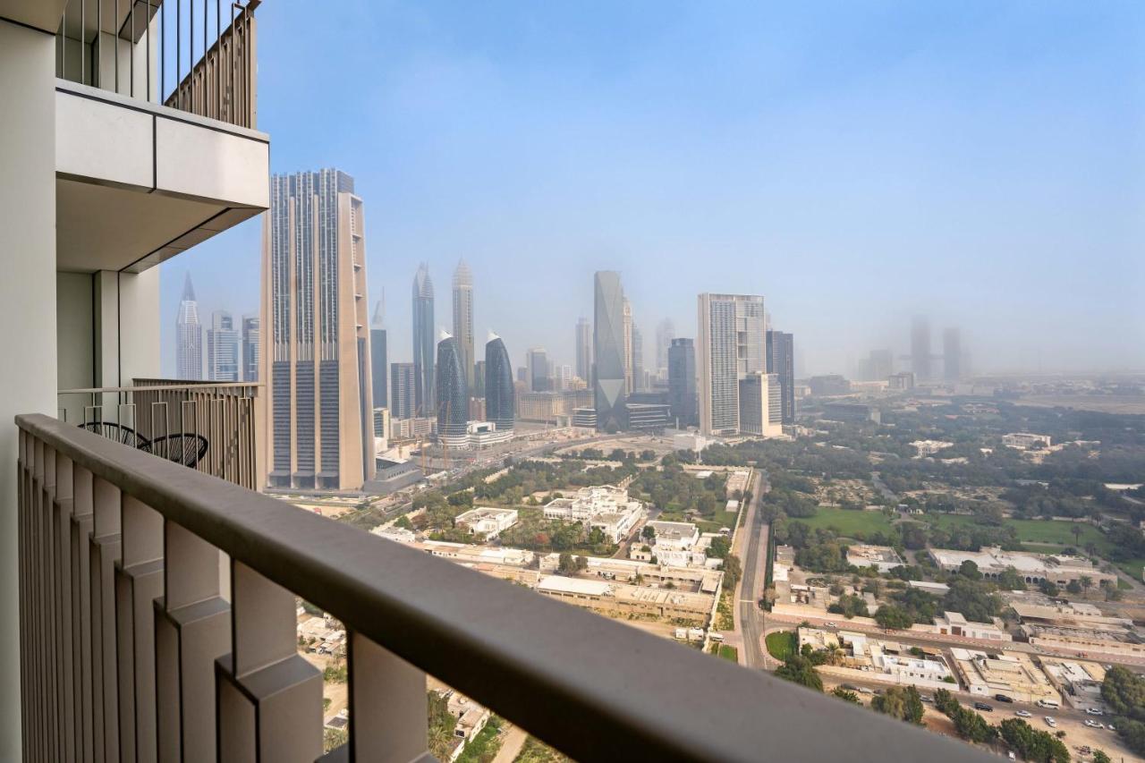 Silkhaus Vacation Homes Elite 2BDR with View with Pool & Gym - 5