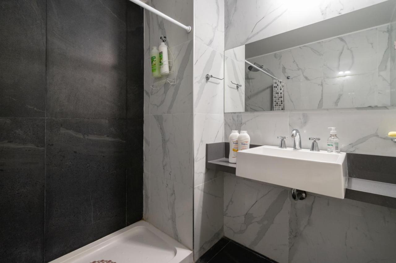 Rawson Park Hospital Italiano by Debarrio Aparts - 3