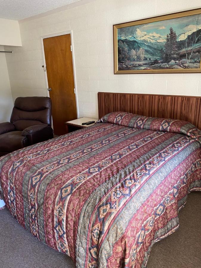 Forest Lodge Motel LLC — photo 5