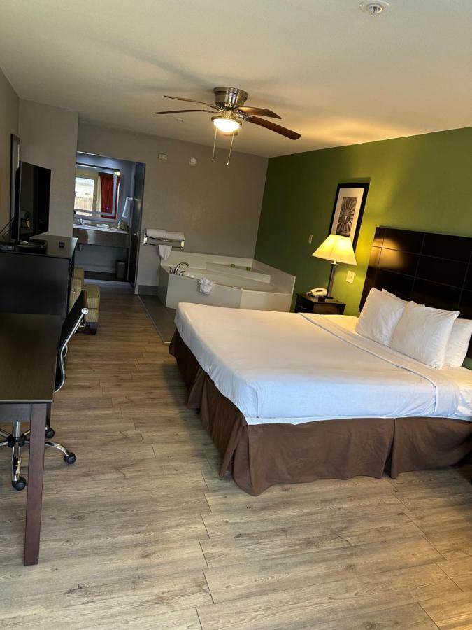 Bestway Inn — photo 14