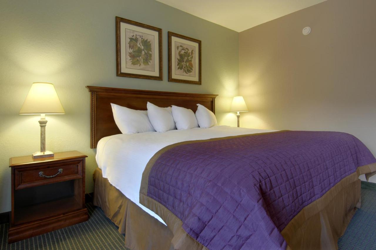 Bay Mountain Inn Cherokee Smoky Mountains — photo 9