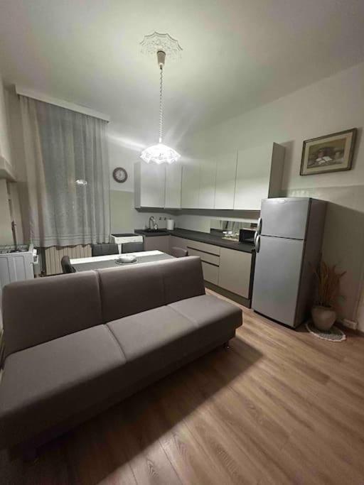 Mirella Apt, 2Min Train Station - 4