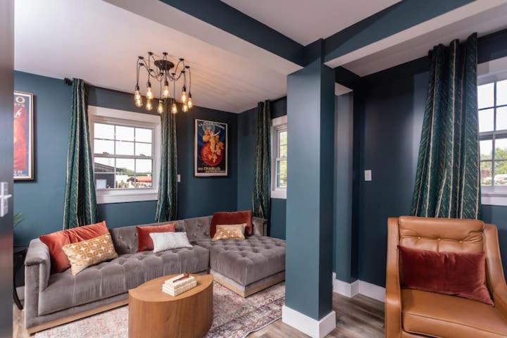 The Legacy Inn — photo 1