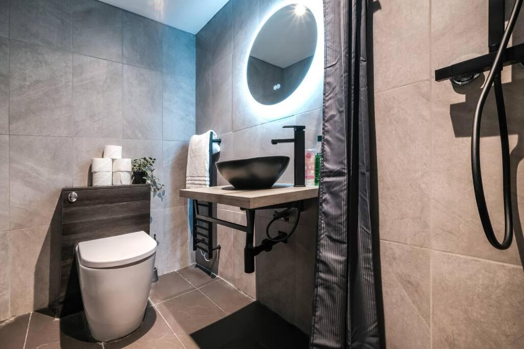 Spacious and Delightful Sleep 5 Piccadilly VRC - 3