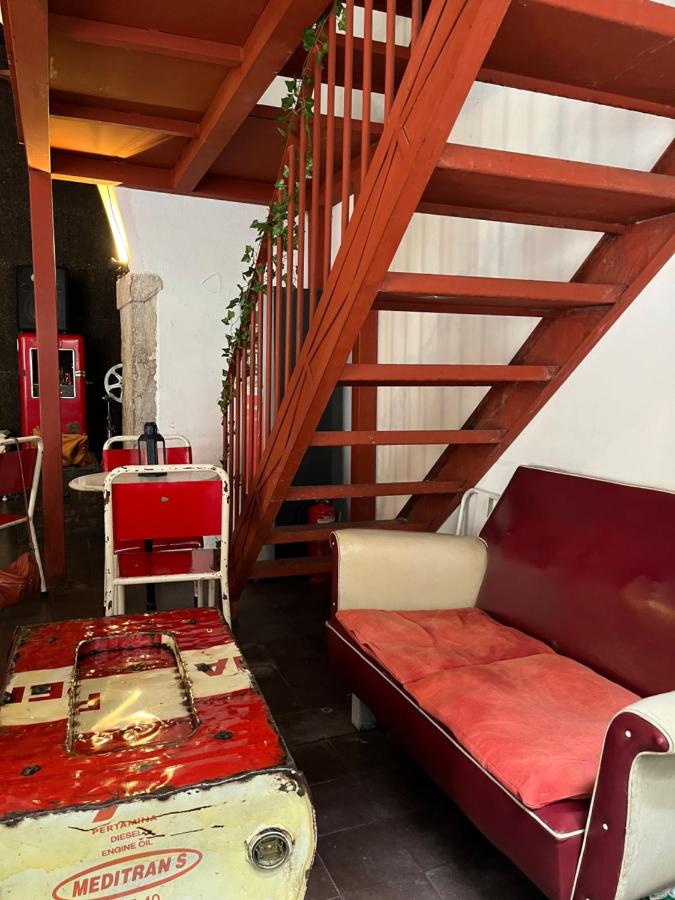 Alface Hall Hostel & Bar - 3