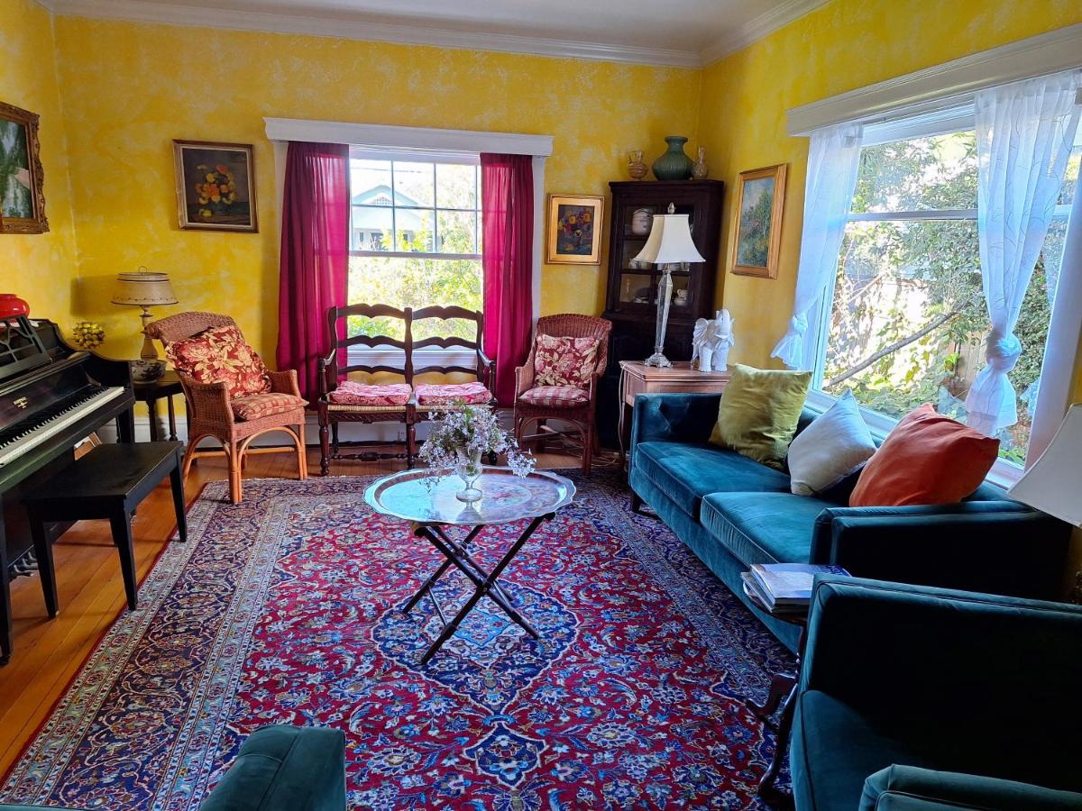 Secret Garden Inn & Cottages — photo 19