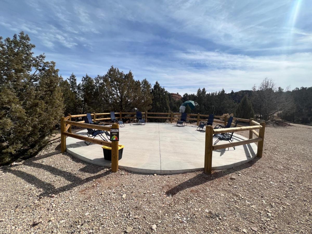 Bryce Glamp And Camp — photo 23
