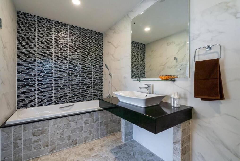 Pure Bliss Luxe 3BR Pool Villa Your Ultimate Tropical Getaway V29 V74 - 3