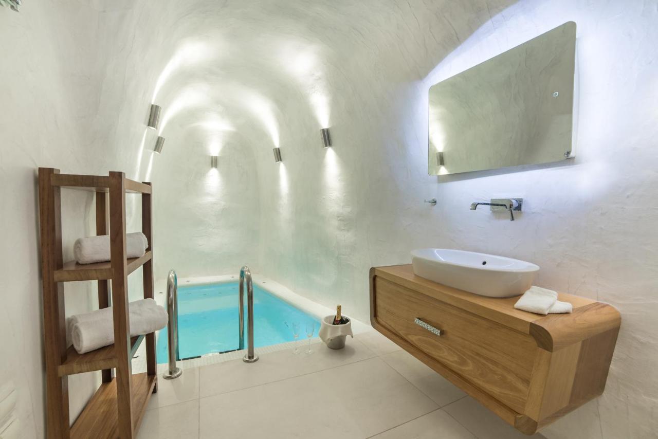 Daydream Luxury Suites - 3