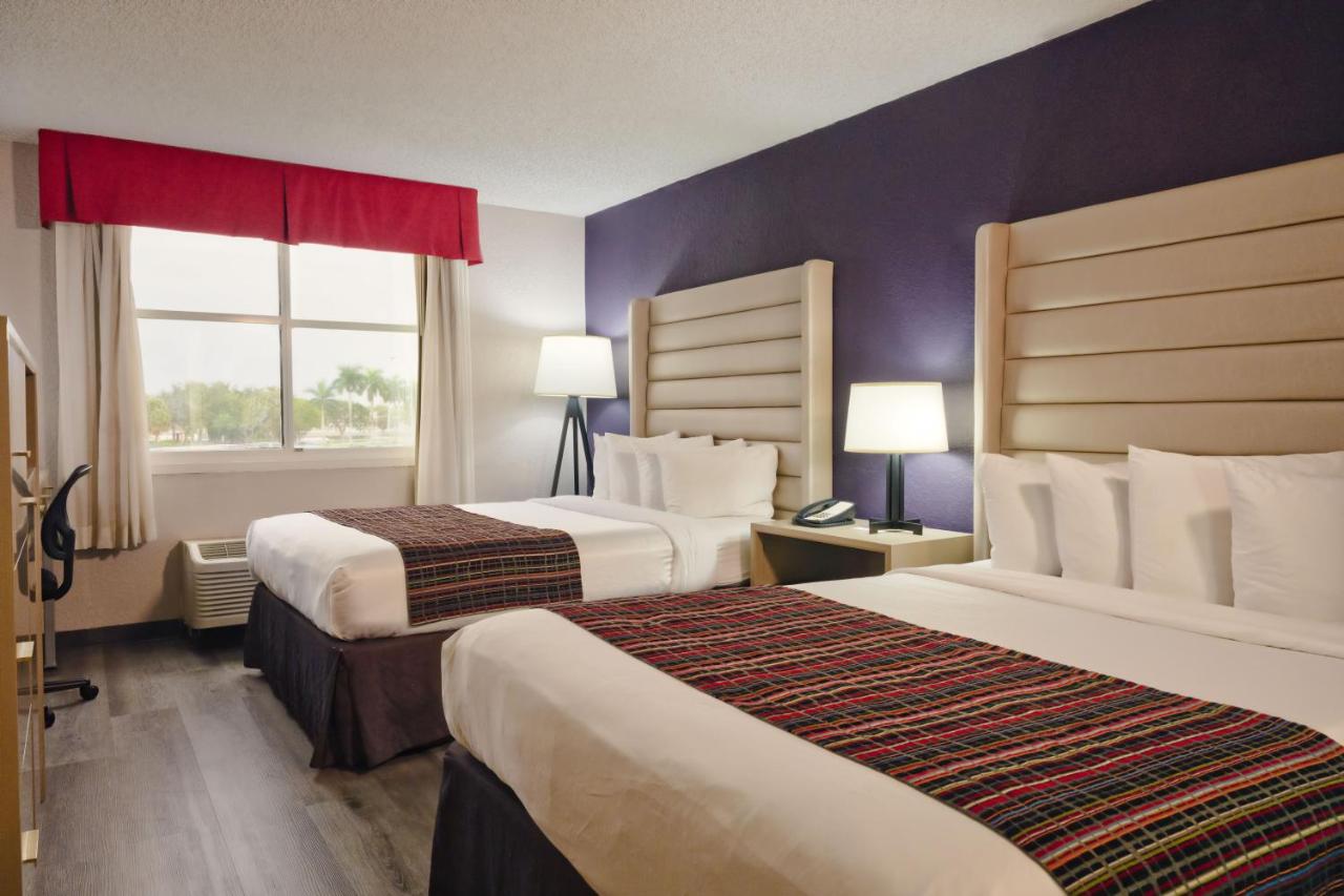 The Palms Inn & Suites Miami, Kendall, FL — photo 2