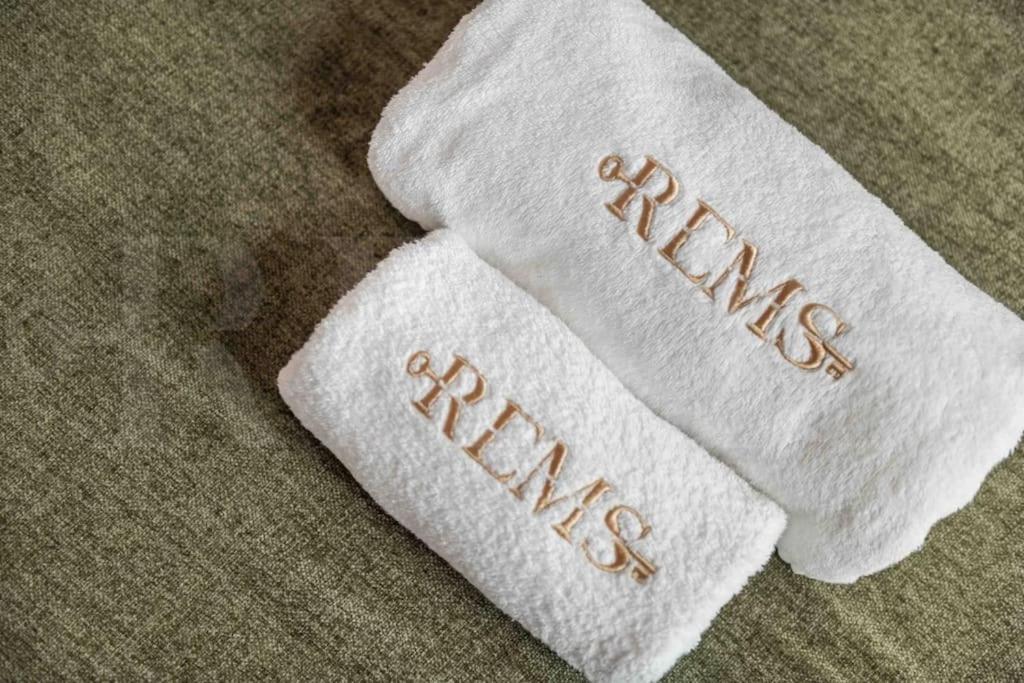 Fresh & stylish apartment with parking by REMS - 3