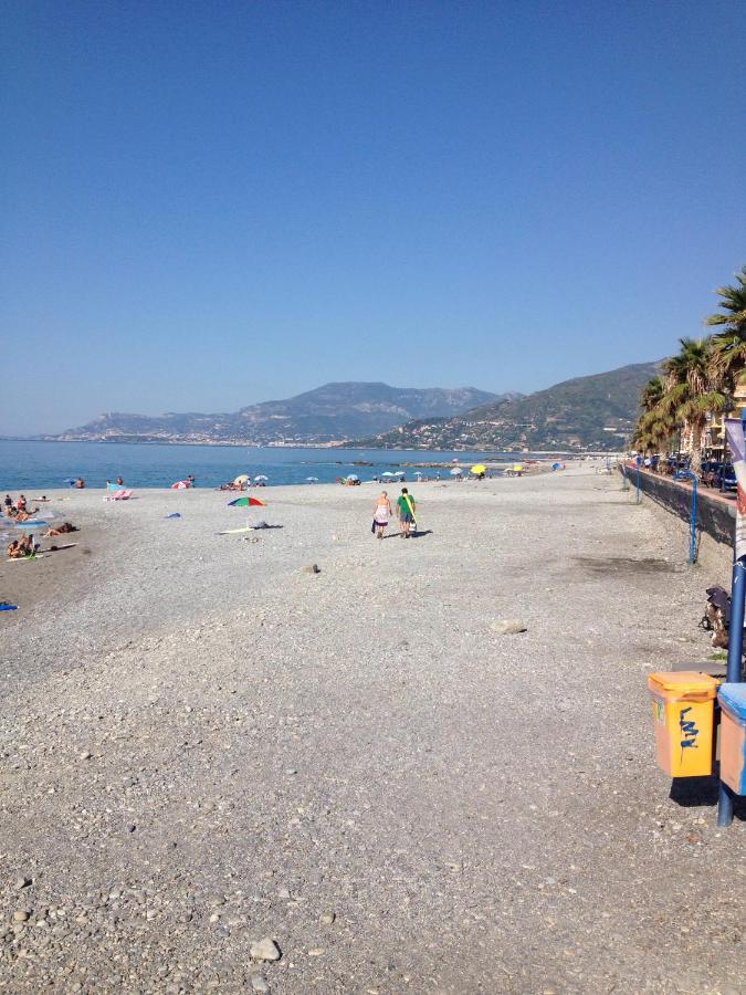 Beach: Casa Vacanze Bungalow I Girasoli