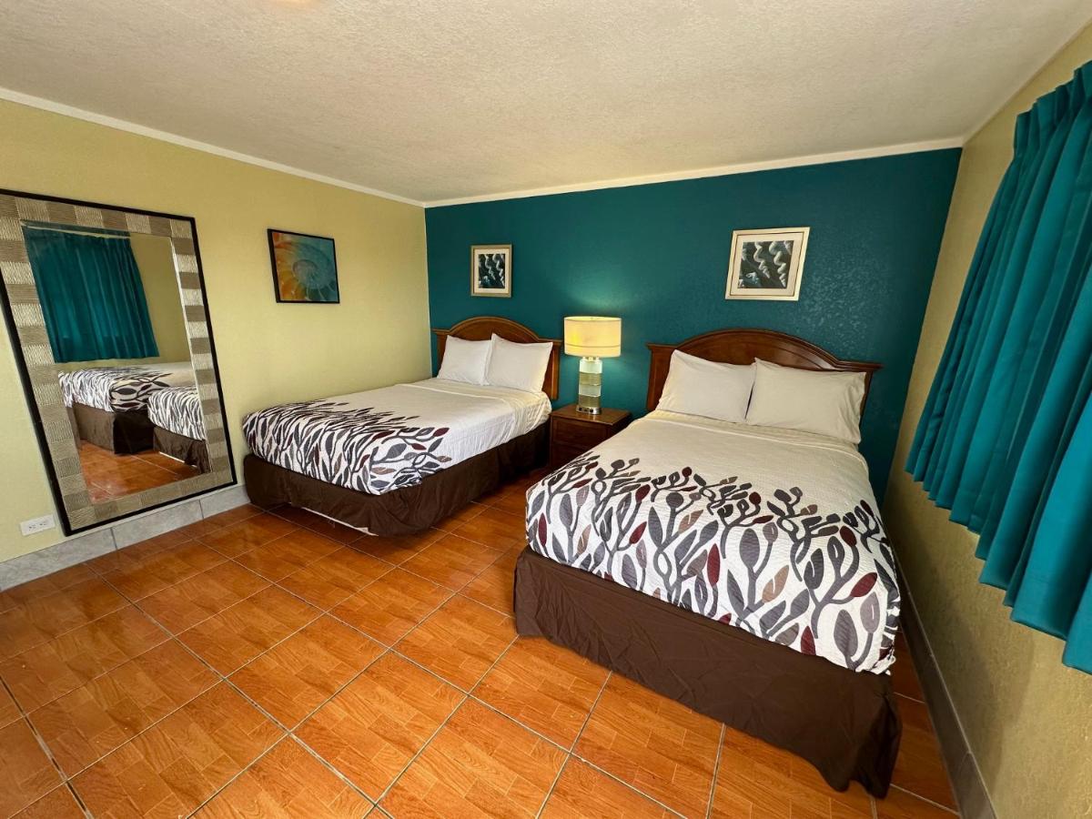 Royal Inn Motel — photo 2