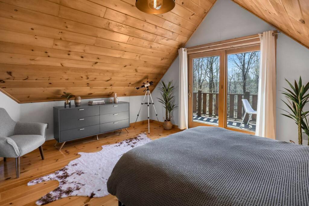 Amber Lake Cabin — photo 14