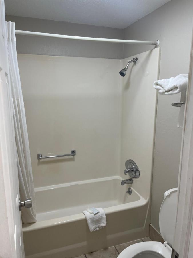 City Motel — photo 22