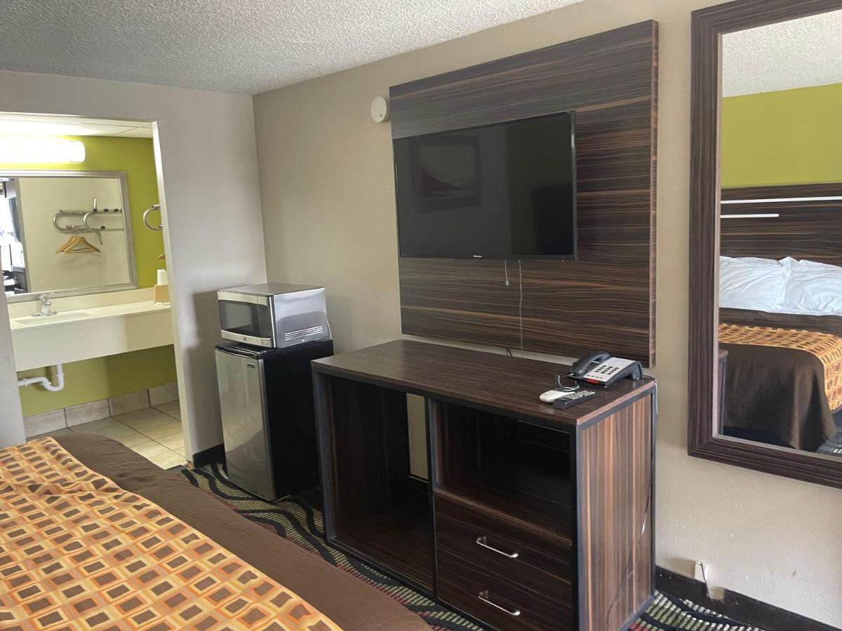 City Motel — photo 16