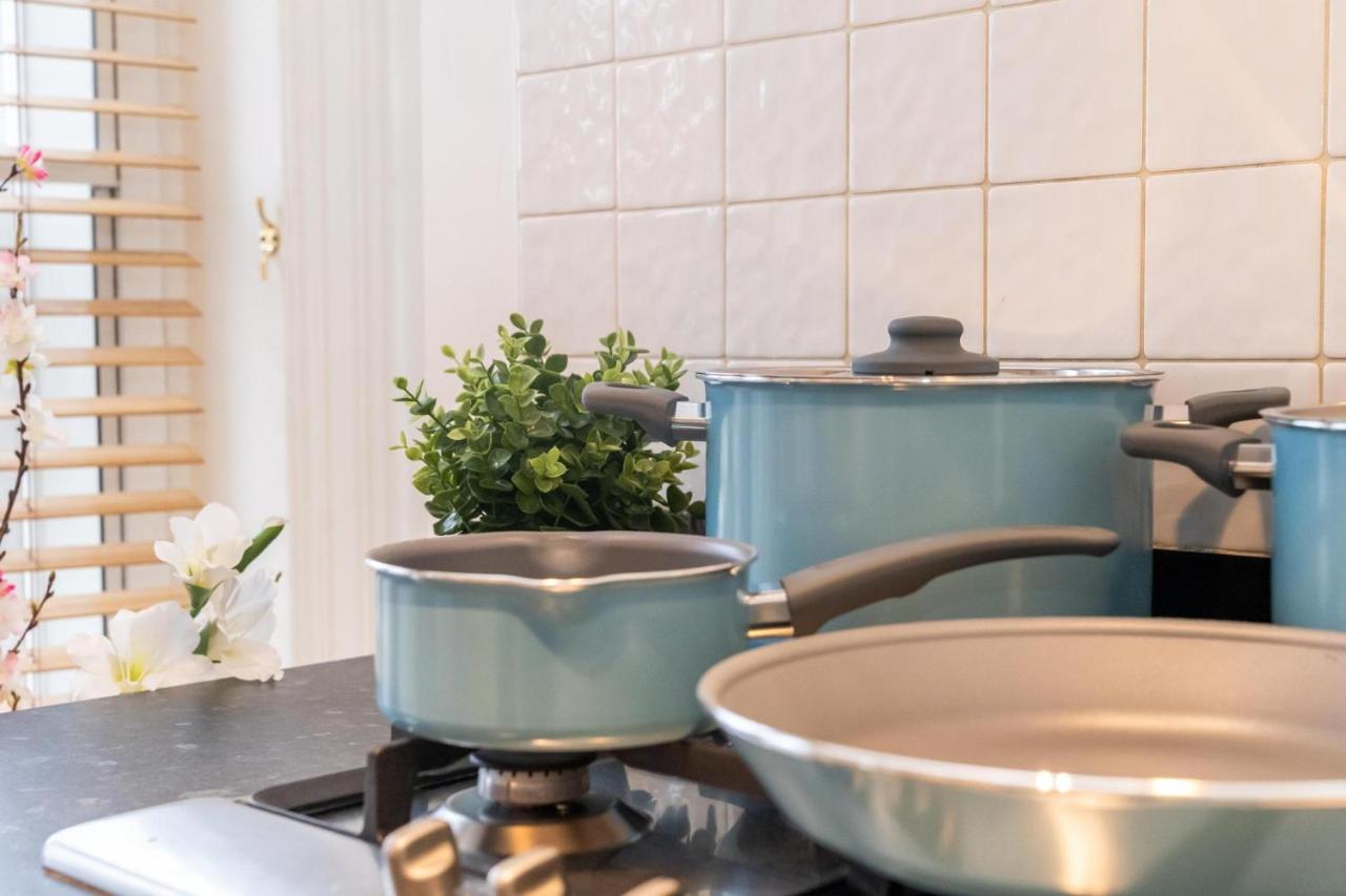 Heart of London's West End / Pro Host - 3