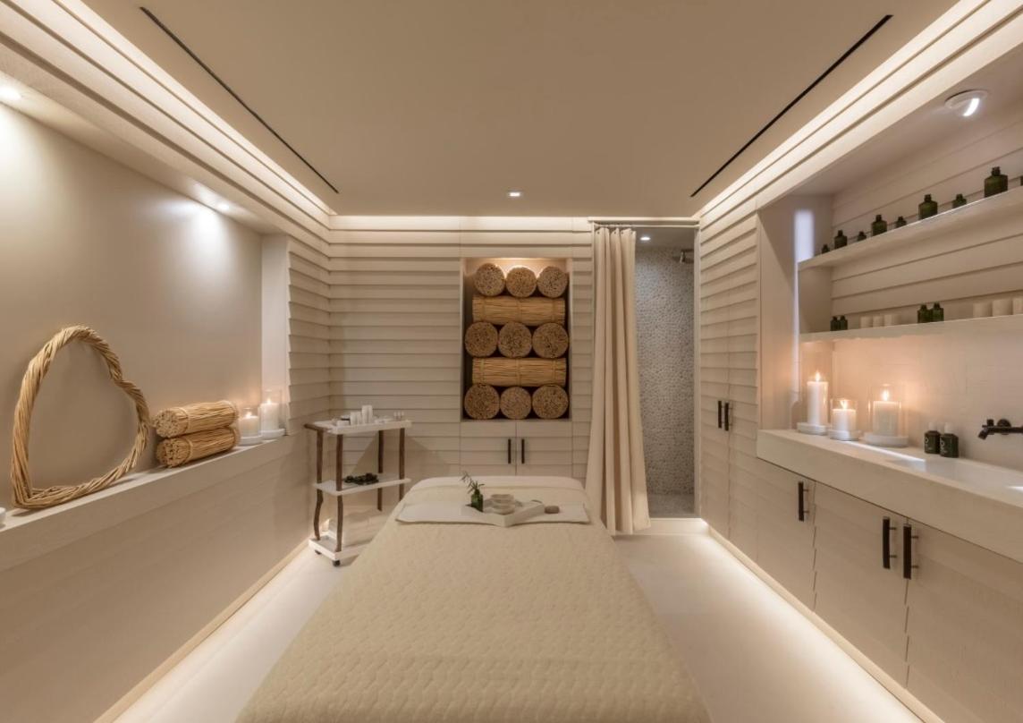 Oceanview 1 Hotel & Homes 1 Bedroom 1 and Half Bathrooms Luxe Condo with Balcony - 3