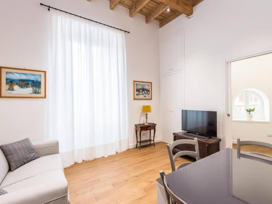 Trastevere Luxury Bright Apartment - 5