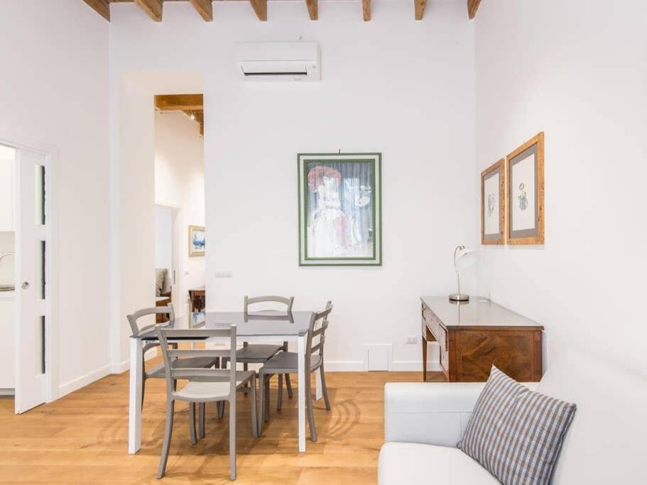 Trastevere Luxury Bright Apartment - 4