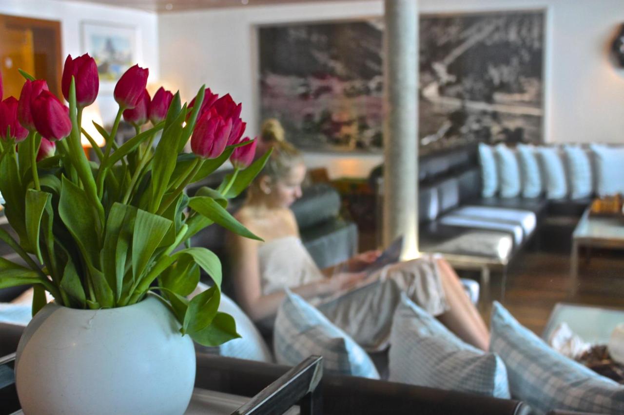 Suitenhotel Zurbriggen photo