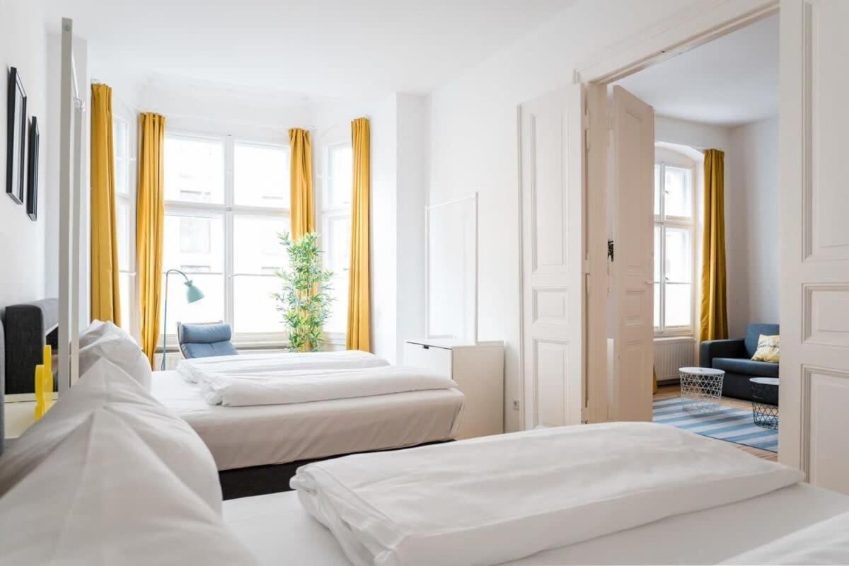Apartment at Rosenthaler Platz - 2