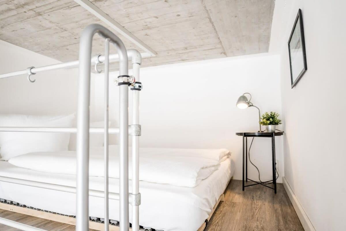Industrial Loft in Berlin Mitte - 2