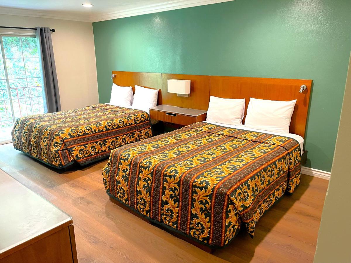 Relax Inn — photo 8