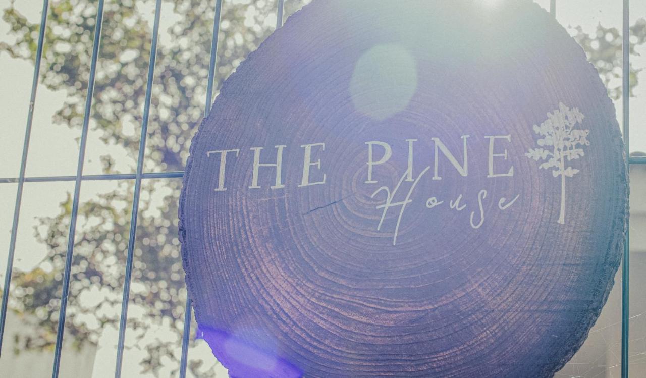 Pine House - Faro Airport, Beach and City Center - 5