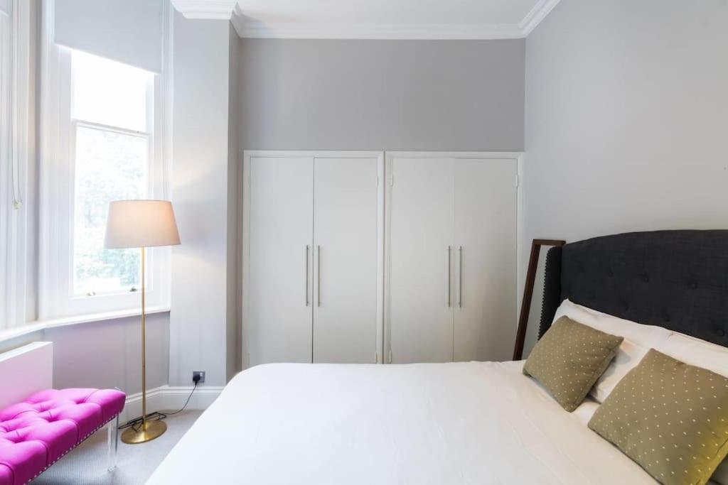 Porchester Terrace North Raised Ground Fl Sleeps 4 - 2