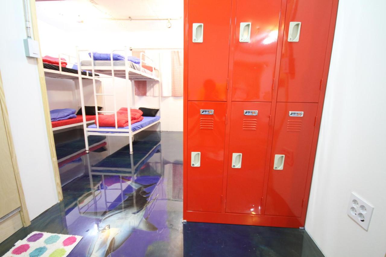 Time Travelers Party Hostel In Hongdae - 3