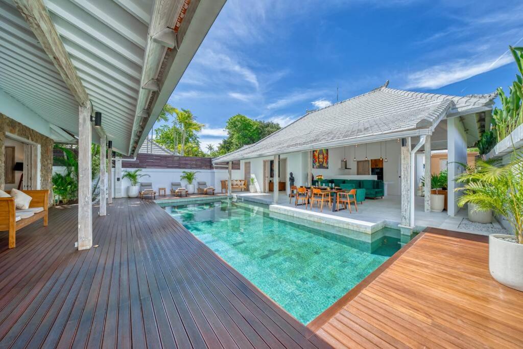 Beautiful villa Yang Tao in the heart of Seminyak with private staff - 4