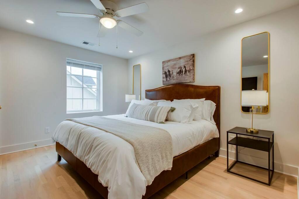 Lux West Nash Tudor 4mi to DT Sleeps 9 - 5