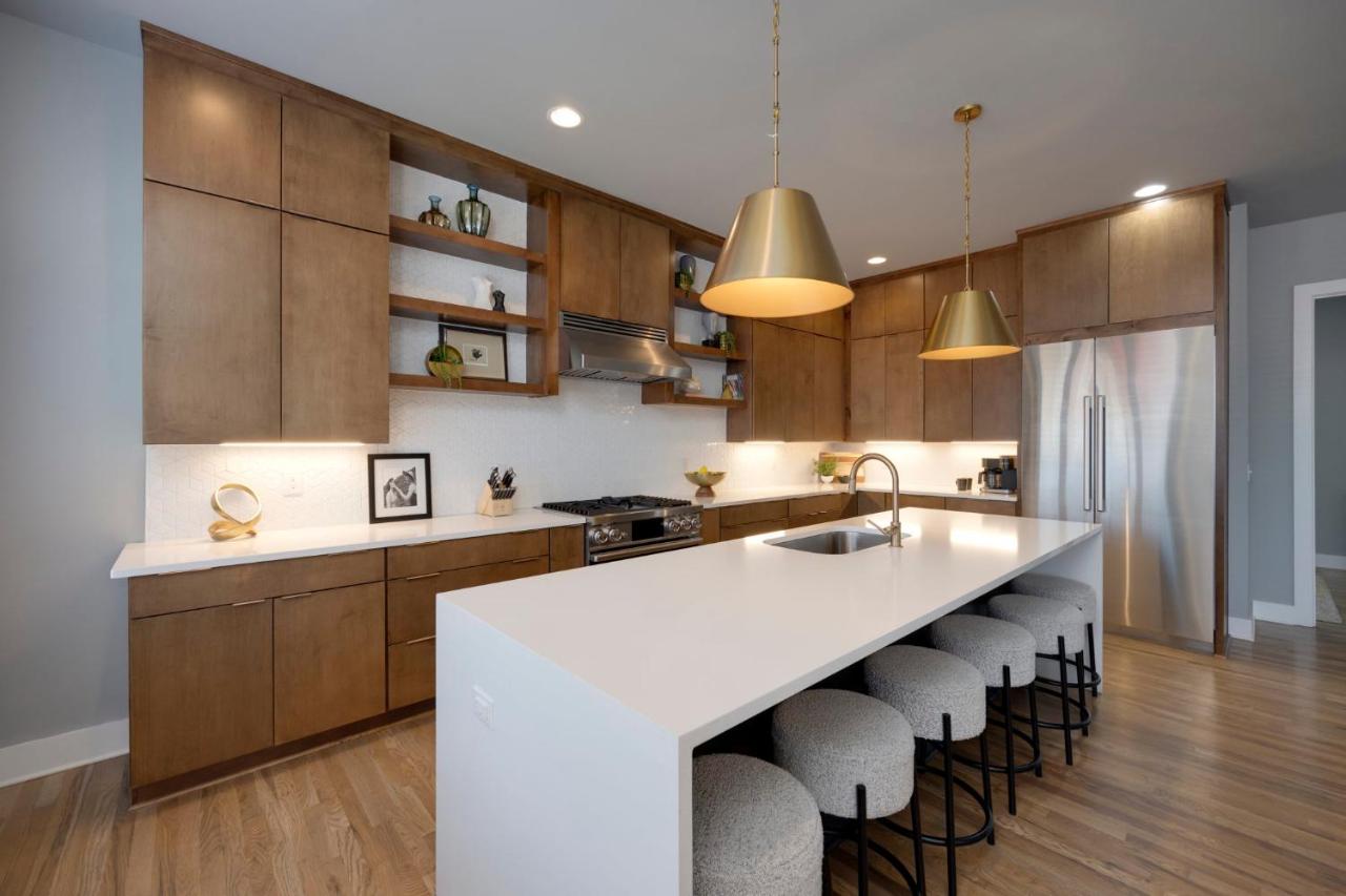 Rooftop Skyline Views DT Nash Sleeps 12 - 4