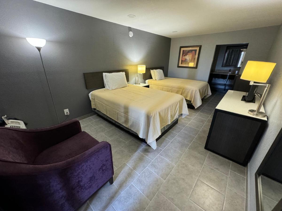 River Palm Hotel — photo 17