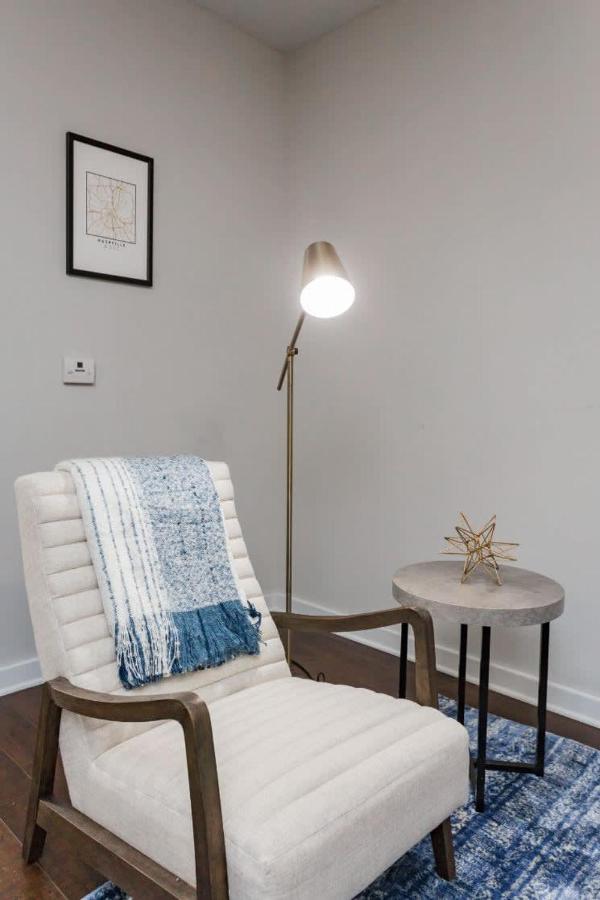 CozySuites Music Row Spacious 1BR with free parking 41 - 3