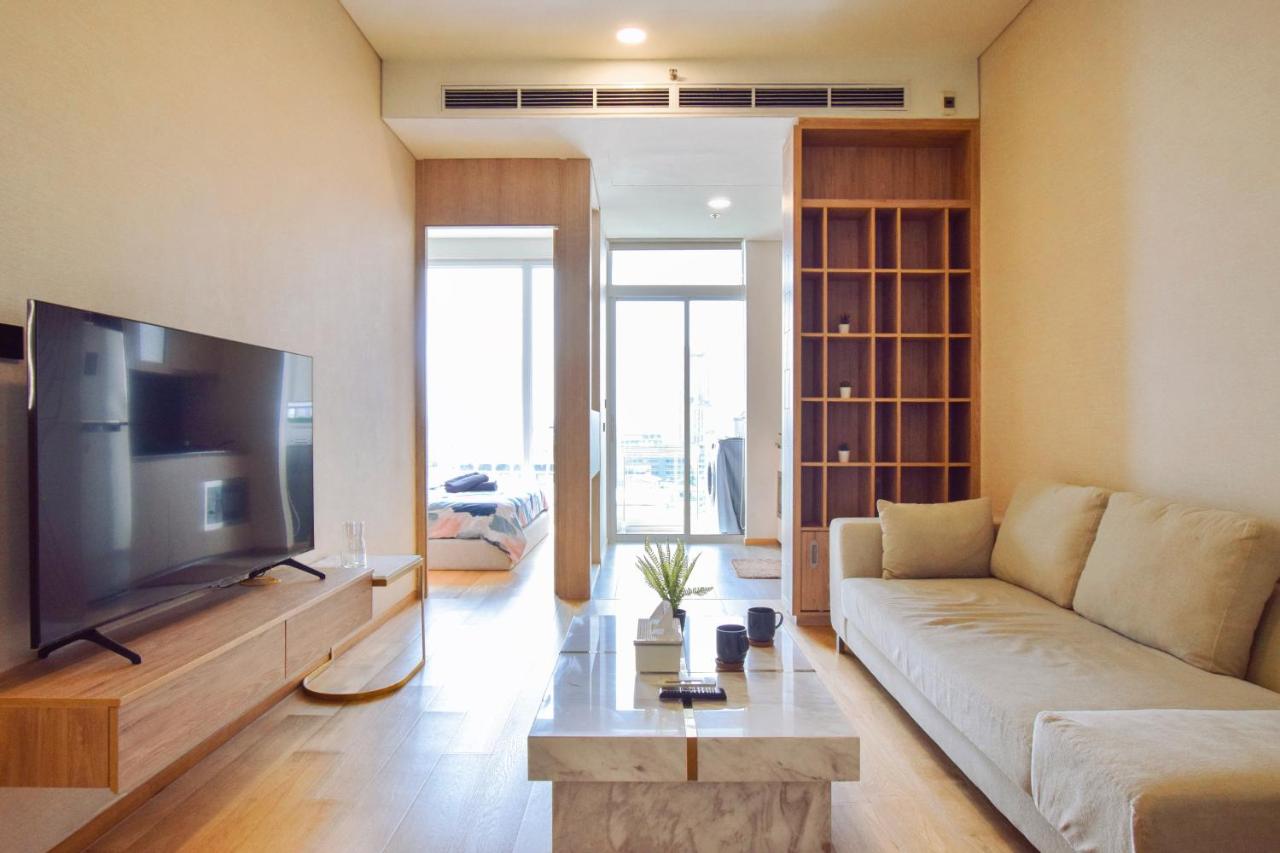 BTS Ekkamai-free pool-bus to pattya - 2