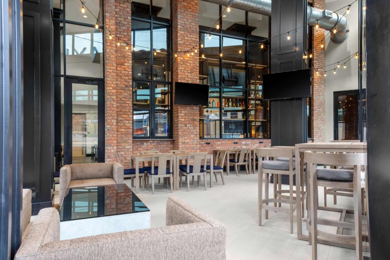 Hyatt House Nashville Downtown-Convention Center - 2