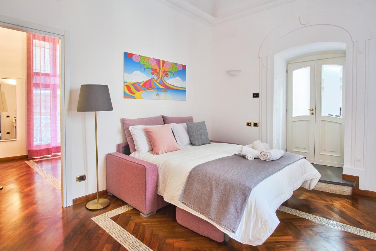 Pink Star Napoli Luxury Apartment - 5