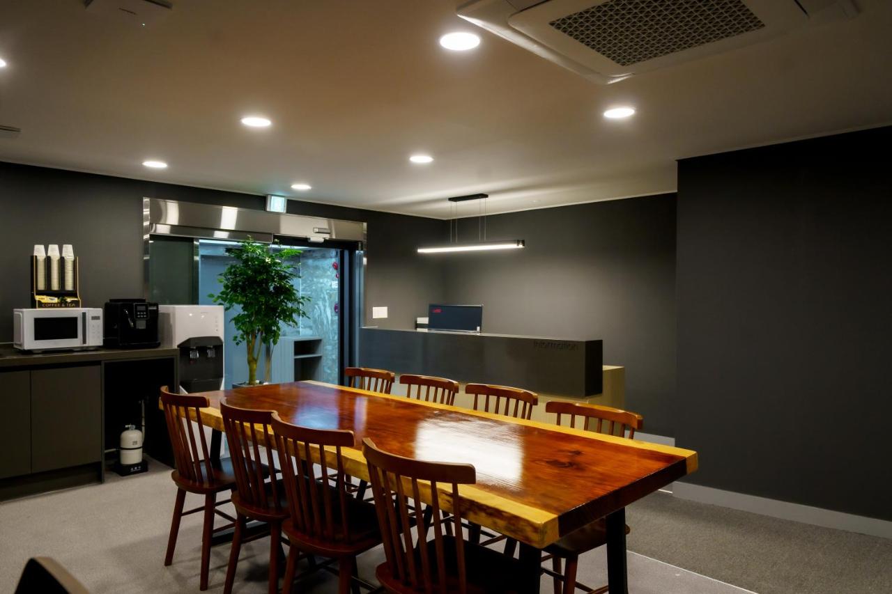 The Stay Hue Myeongdong - 4