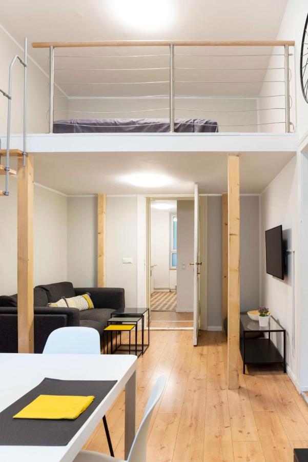 Loft Apart plus AC plus SelfCheckIn - 5