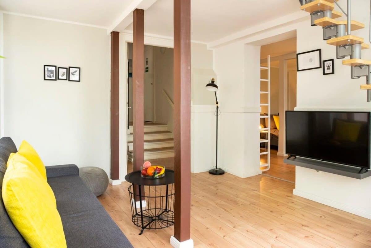 Stylish Loft Apartment plus SelfCheckIn plus Street Parking - 5