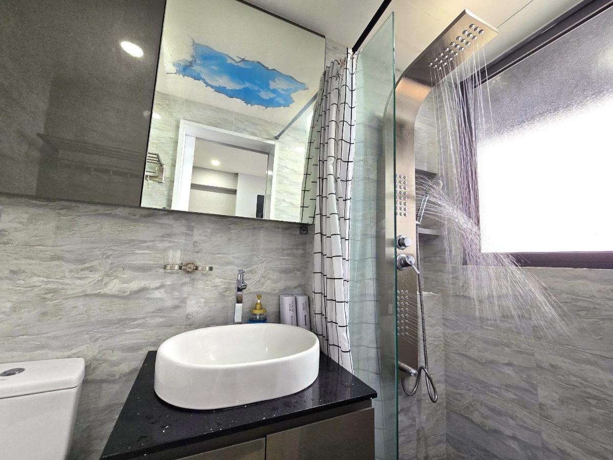 Loft Suite Seaview near JB CIQ 6-7Pax - 2