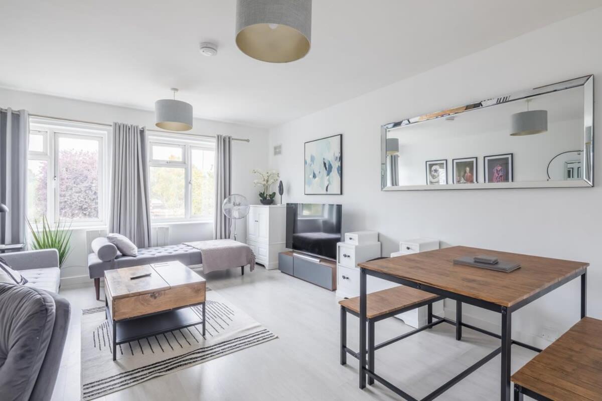Lovely 2 bedroom apartment - ideal location - 5