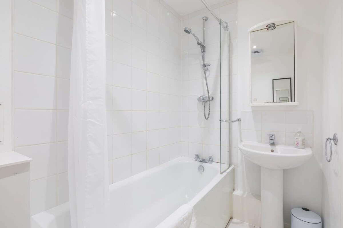 Lovely 2 bedroom apartment - ideal location - 3