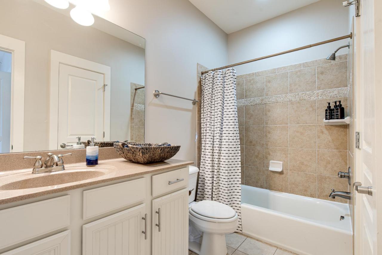 Pink Experience - West End Broadway & Restaurants - 5